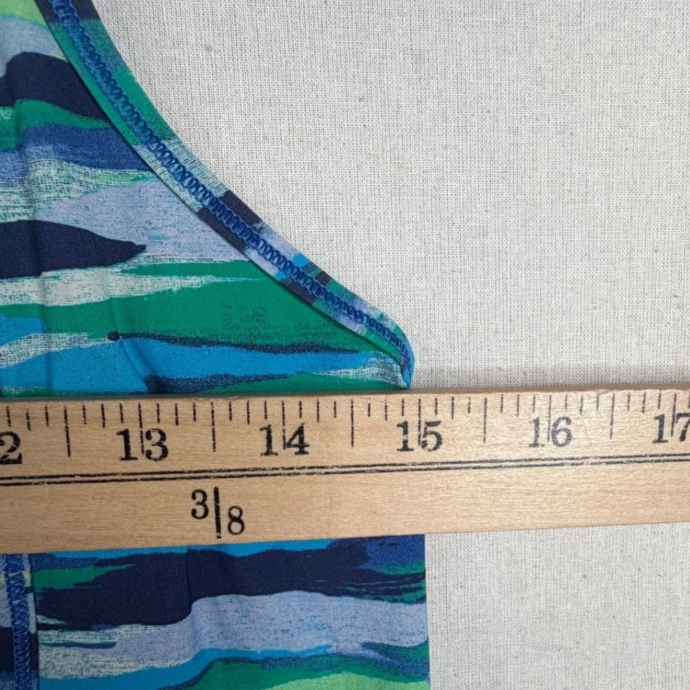 Lululemon Women's Sculpt Sleeveless Tank Top size 2 Blue/Green